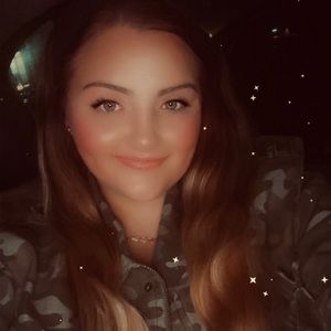 Meet your Posher, Lindsie